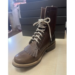Stivali western Barkley Boot & Co., modello L970 lacer con punta tonda e media altezza, in cuoio di vitello ingrassato, con lavorazione completamente italiana 100%,