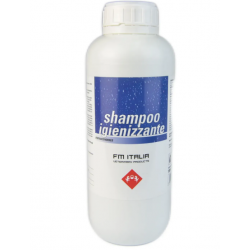 Shampoo igienizzante 1 lt è uno shampoo per cavalli indicato per tutti i tipi di manto. Igienizza a fondo senza opacizzare il pelo.