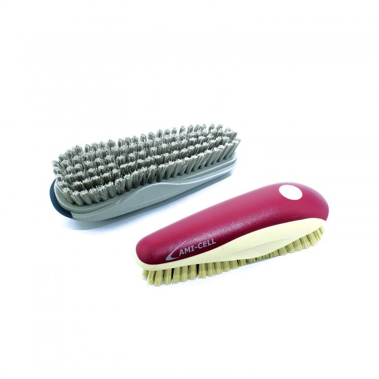 SPZZOLA GOMMA  PER CAVALLI PULIZIA E CURA DEL PELO 