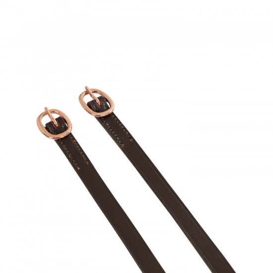 LACCIOLINI PER SPERONI IN CUOIO CON FIBBIA ROSE GOLD EQUESTRO Ideati per tutti i cavalieri specializzati in monta inglese. Garantiscono un’ottima performance sia durante l’allenamento che in gara.