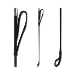 Frustino colorato con laccio in nylon e bottone color argento.