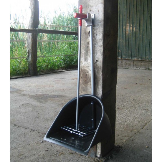 Pattumiera in plastica resistente da scuderia con rastrello