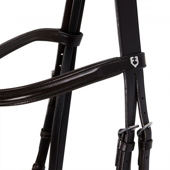 TESTIERA INGLESE IN CUOIO E REDINI IN GOMMA EQUESTRO Sovratesta ergonomico e imbottito Testiera inglese modello Genesis in cuoio italiano di altà qualità. Eccellente vestibilità e praticità. Adatta per ogni stile
