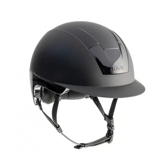 Casco equitazione monta inglese Kask modello Kooki Matt confortevole e sicuro per ogni situazione e disciplina.