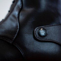 Stivale in vera pelle CON LACCI interamente realizzato in Italia, morbidissimi, con suola antiscivolo, STIVALI VITTORIA  MASSIMO SCASSINI