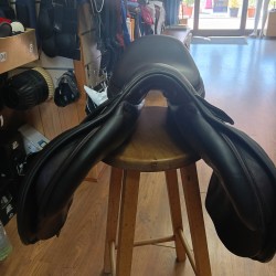 Sella Usata Ottime condizioni Equiline Elite misura 17'' colore testa di moro cuoio doppiato 