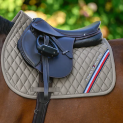 Sottosella da salto con classica trapuntatura a rombi Ricamo Tommy Hilfiger