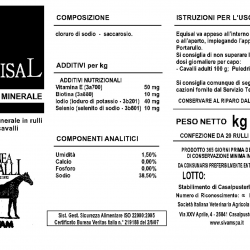 Sale per cavallo integratore minerale in rullo Equisal 750G.