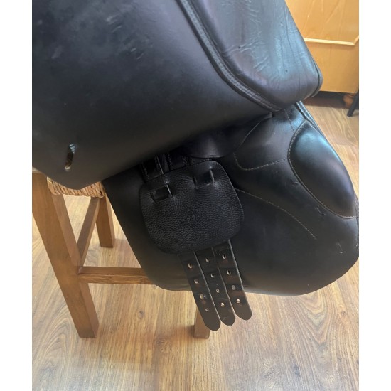 SELLA USATA SALTO OSTACOLI IN CUOIO DASLO TATTINI MISURA 17" COLORE NERO OTTIME CONDIZIONI!