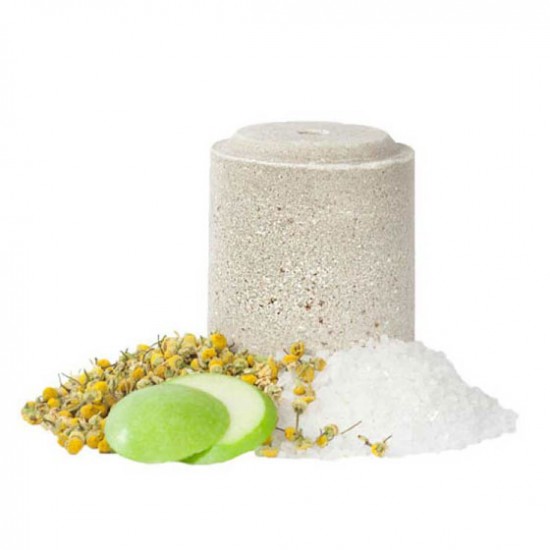 Iintegratore salino per cavalli Dalla Grana Officinalis Lollyroll Mela e Camomilla 2 pezzi ricarica