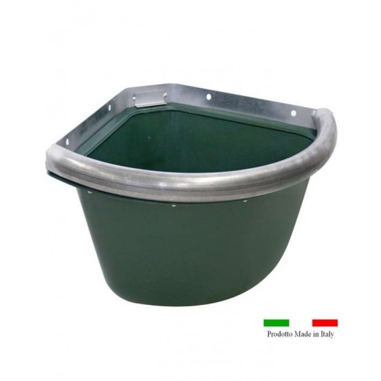 Mangiatoia da scuderia per cavallo angolare in plastica con bordo in ferro zincato e tappino sul fondo per la pulizia.